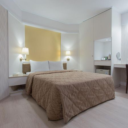 Monalisa Hotel Тайнань Экстерьер фото