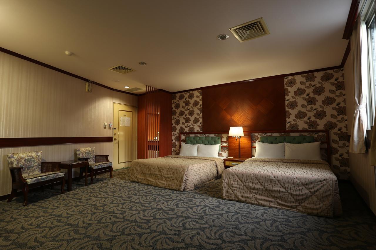 Monalisa Hotel Тайнань Экстерьер фото